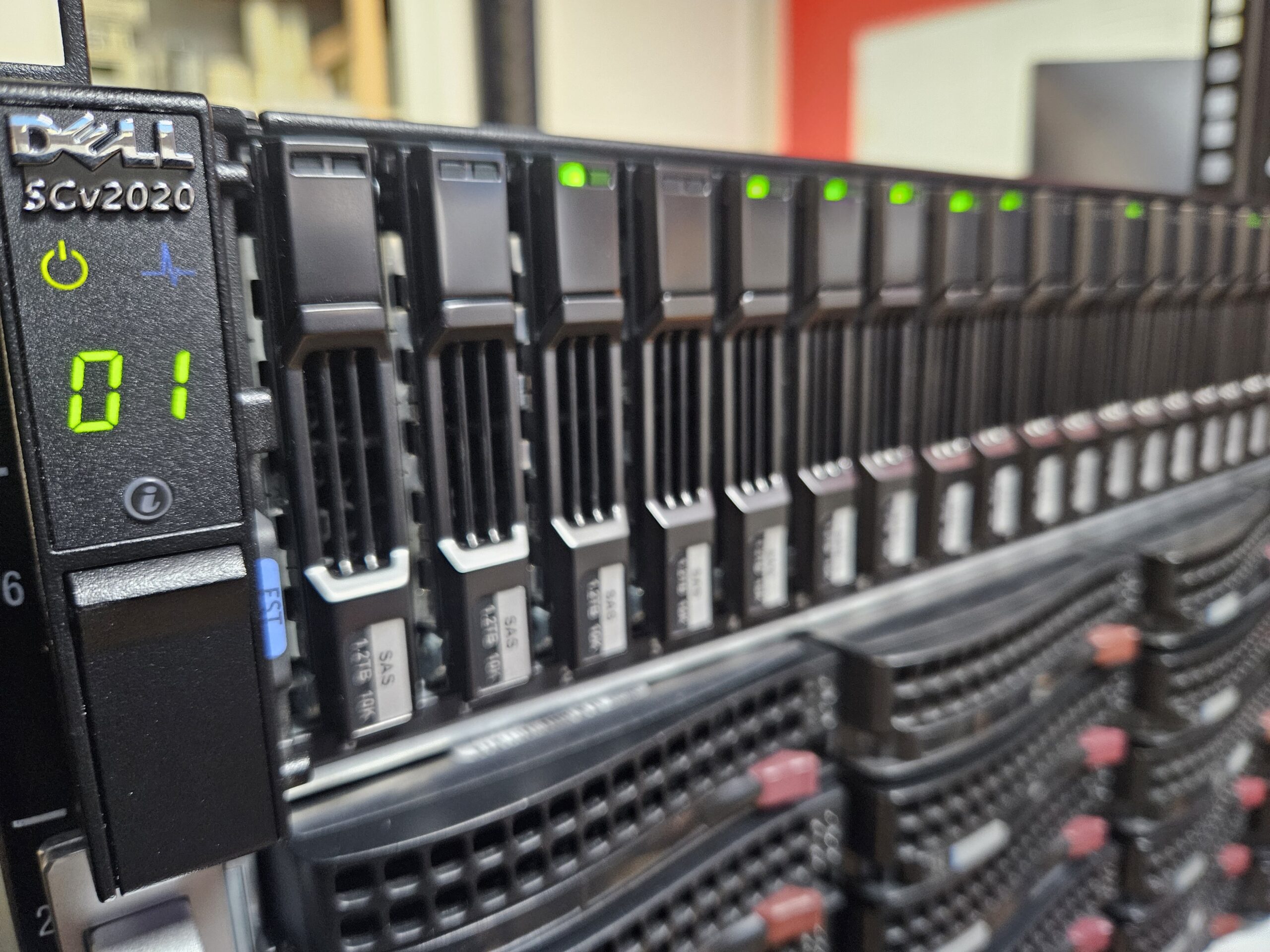 dell compellent SCv2020